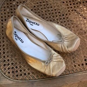 Repetto gold ballerina cap toe flats size 36